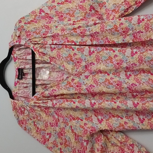 Jones New York size 2X women's colorful floral pull-on blouse. - Picture 4 of 16